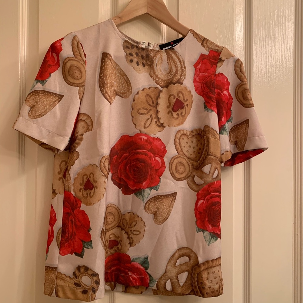 Pierre Cardin Paris unique floral top